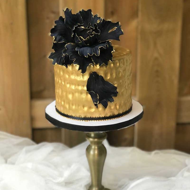 dulce couture custom cakes - wedding topper in gold